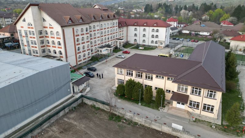 Consolidarea capacităţii Liceului „Constantin Brâncoveanu” şi a structurilor arondate acestuia din Oraşul Horezu, Judeţul Vâlcea, în vederea gestionării situaţiei de pandemie generată de virusul SARS-COV-2
